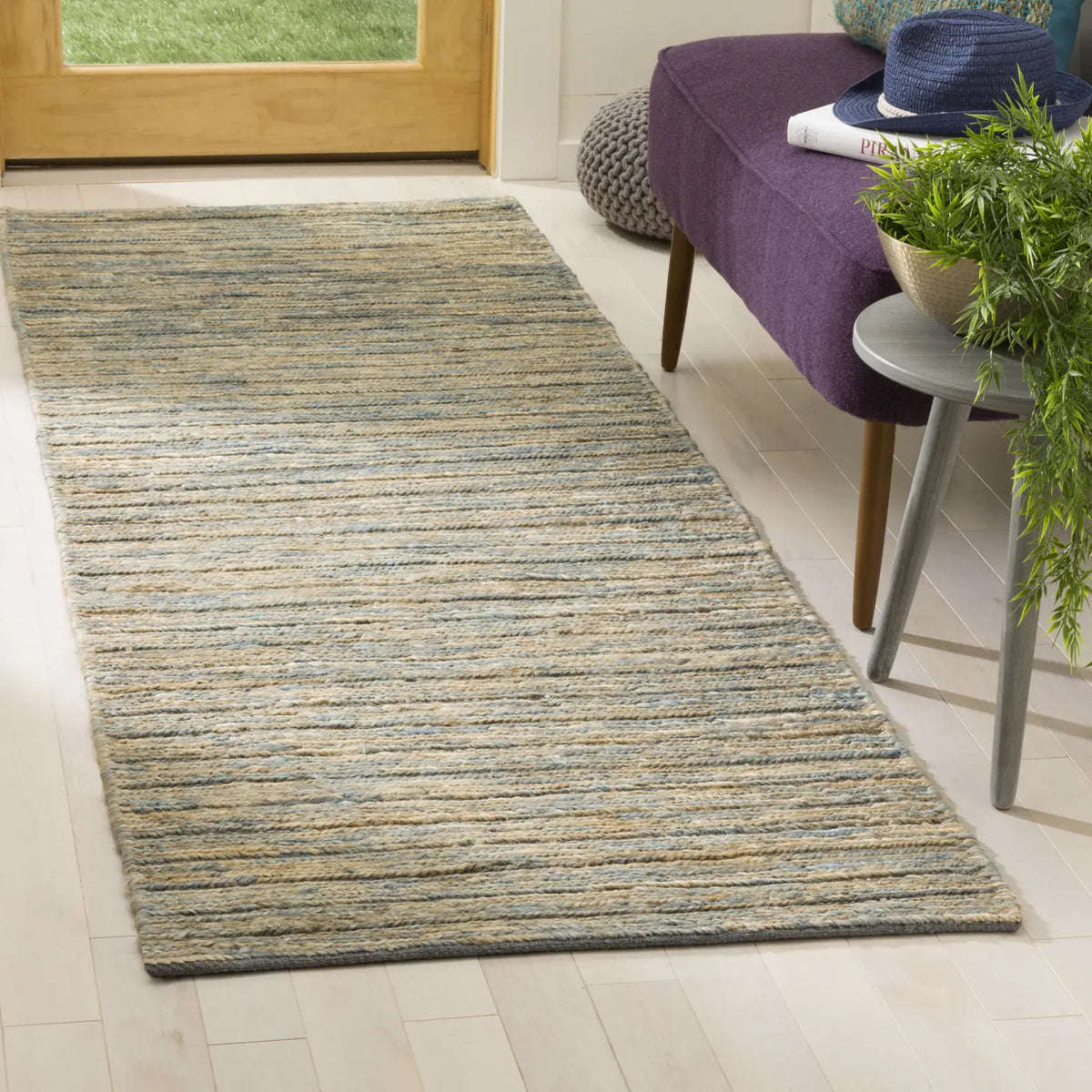 Safavieh Organic 2'-6" x 8'-0" Rug in Blue / Natural