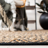 Safavieh Cape Cod 5'-0" x 8'-0" Rug in Black / Natural