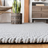 Safavieh Salem 4'-0" x 6'-0" Rug in Grey