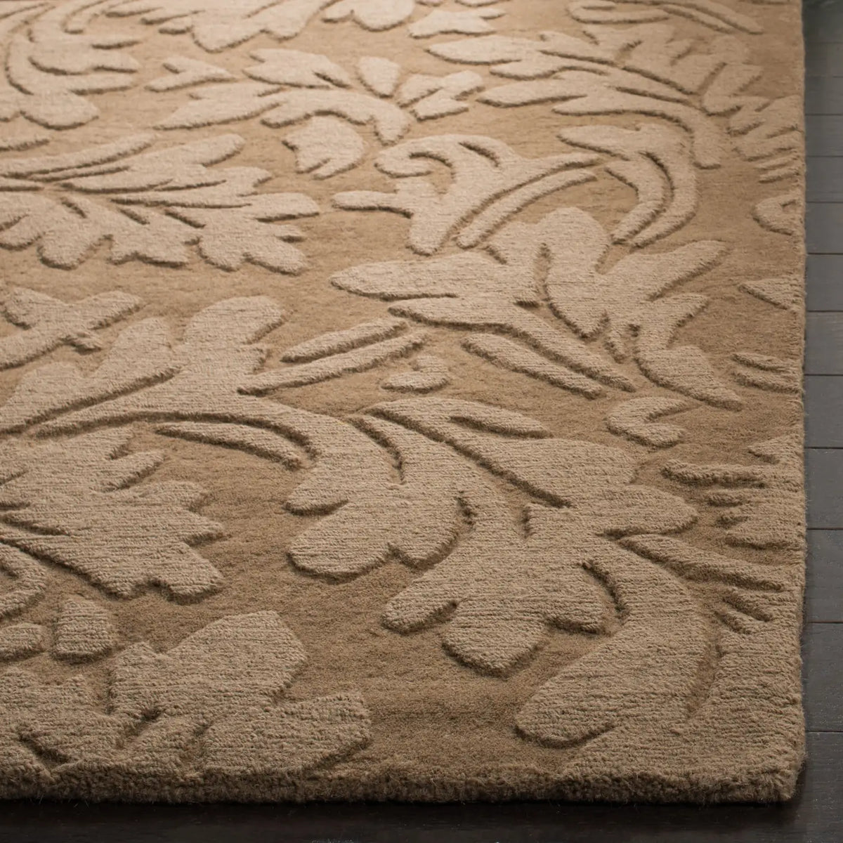 Safavieh Impressions 4'-0" x 6'-0" Rug in Light Brown