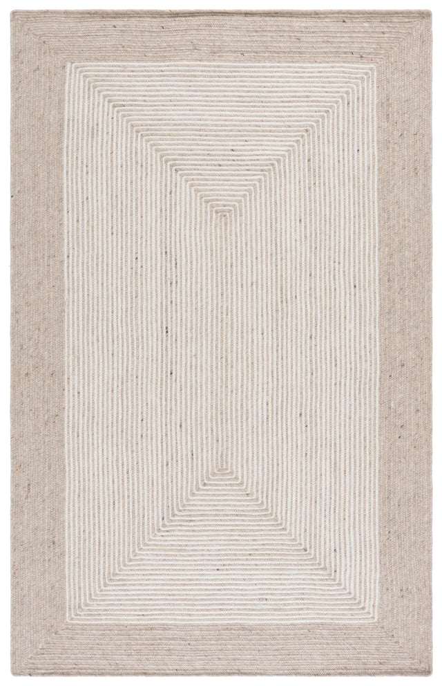 Safavieh Braided 4'-0" x 6'-0" Rug in Beige / Ivory