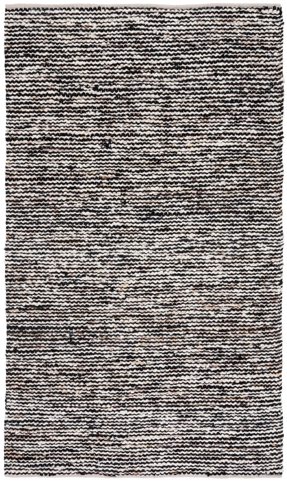 Safavieh Natura 4'-0" x 6'-0" Rug in Black / Ivory
