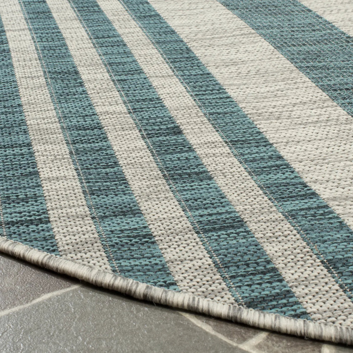 Safavieh Courtyard 6'-7" x 6'-7" Rug in Grey / Blue
