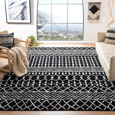 Safavieh Tulum 10'-0" x 13'-0" Rug in Black / Ivory