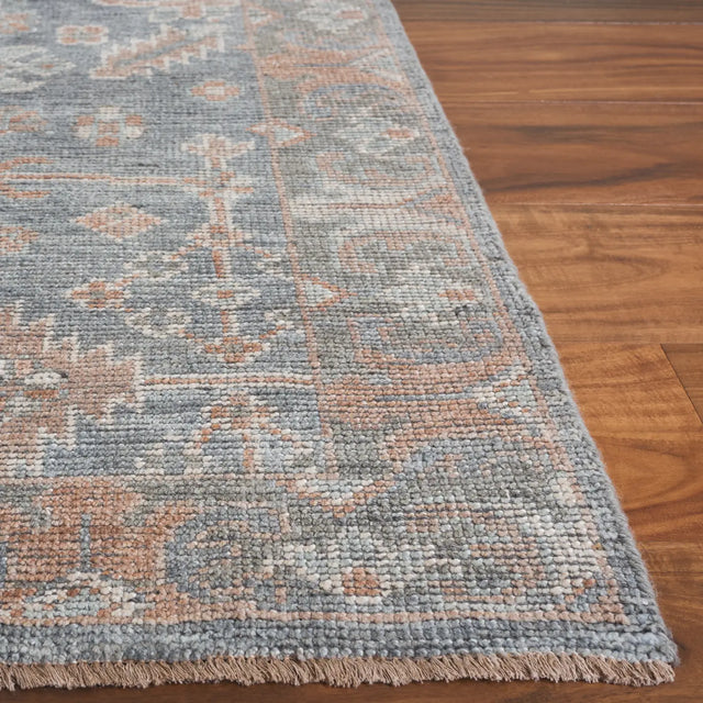 Safavieh Izmir 6'-0" x 9'-0" Rug in Light Blue / Grey