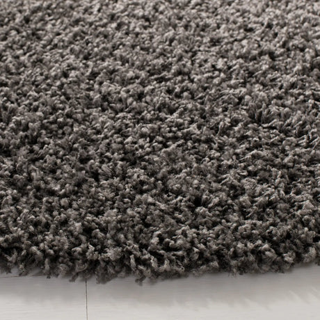 Safavieh Sga-Athens Shag 6'-7" x 6'-7" Rug in Dark Grey