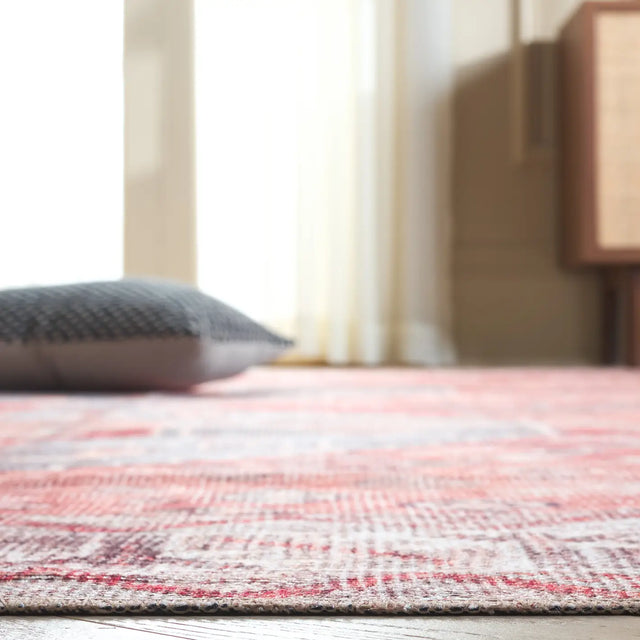 Safavieh Vintage Serapi 600 6'-0" x 9'-0" Rug in Red / Blue