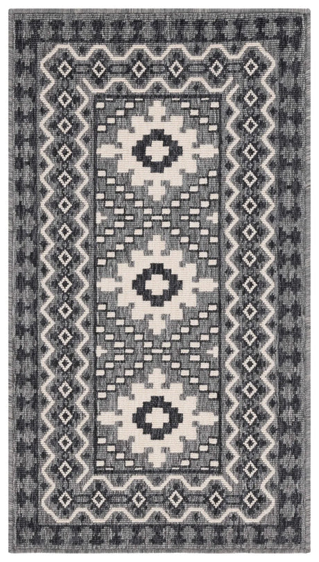 Safavieh Veranda 2'-0" x 3'-7" Rug in Ivory / Charcoal