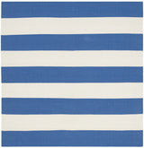Safavieh Montauk 4'-0" x 4'-0" Rug in Blue / Ivory