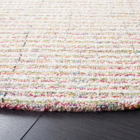 Safavieh Abstract 6'-0" x 6'-0" Rug in Red / Green