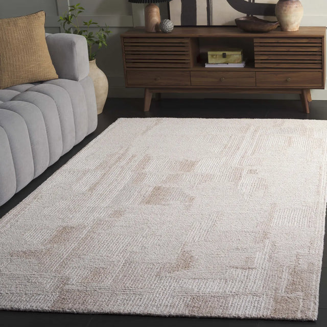 Safavieh Harvest 4'-0" x 6'-0" Rug in Beige / Ivory