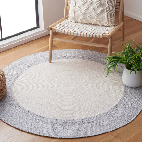 Safavieh Braided 5'-0" x 5'-0" Rug in Ivory / Light Grey