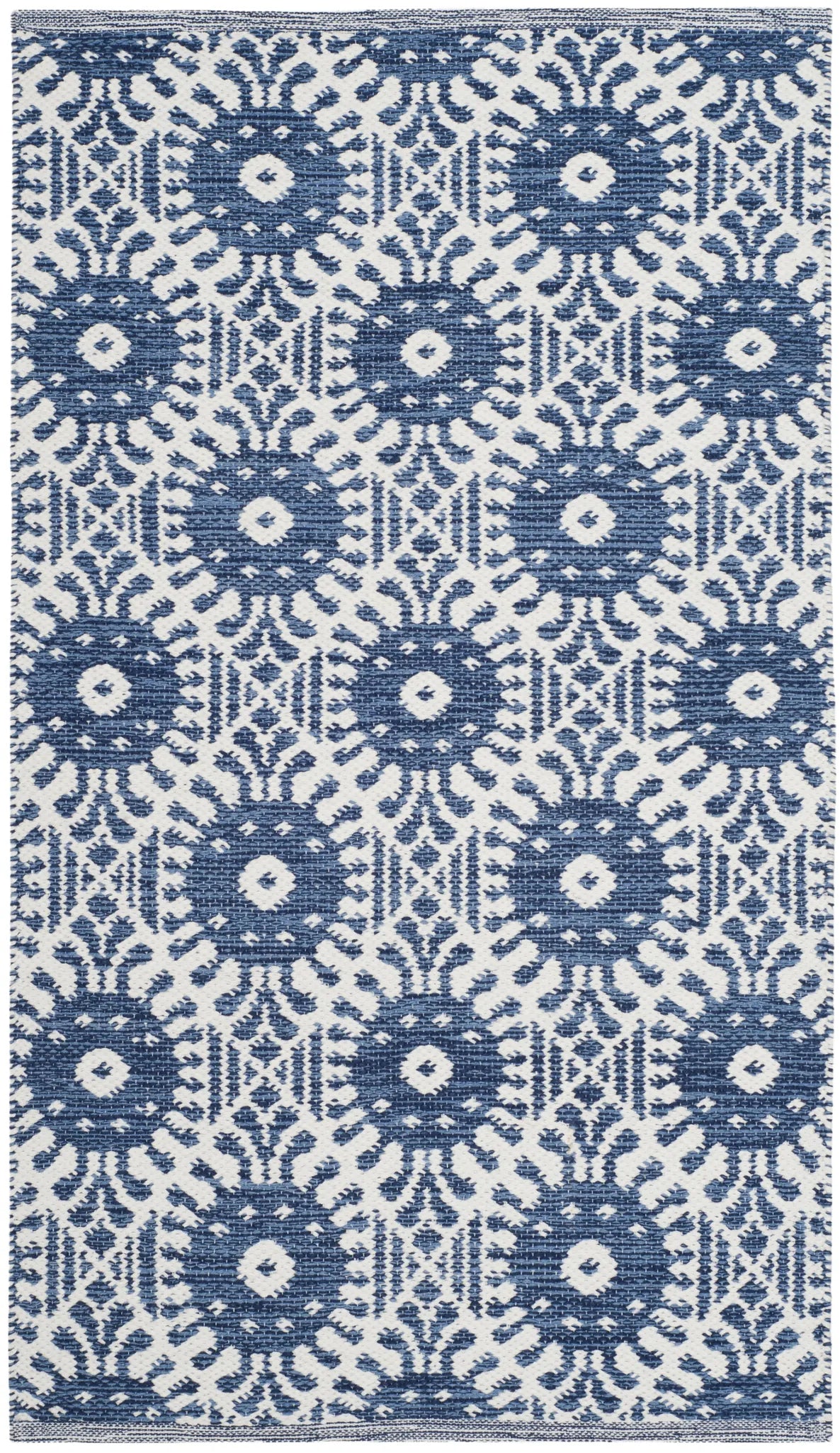 Safavieh Montauk 2'-3" x 3'-9" Rug in Navy / Ivory