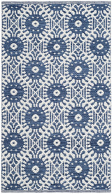 Safavieh Montauk 2'-3" x 3'-9" Rug in Navy / Ivory