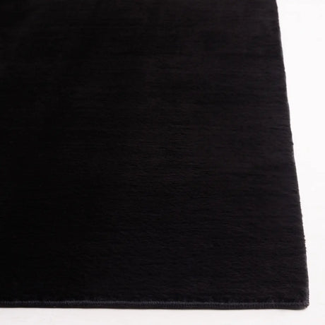 Safavieh Faux Rabbit Fur 4'-0" x 6'-0" Rug in Black