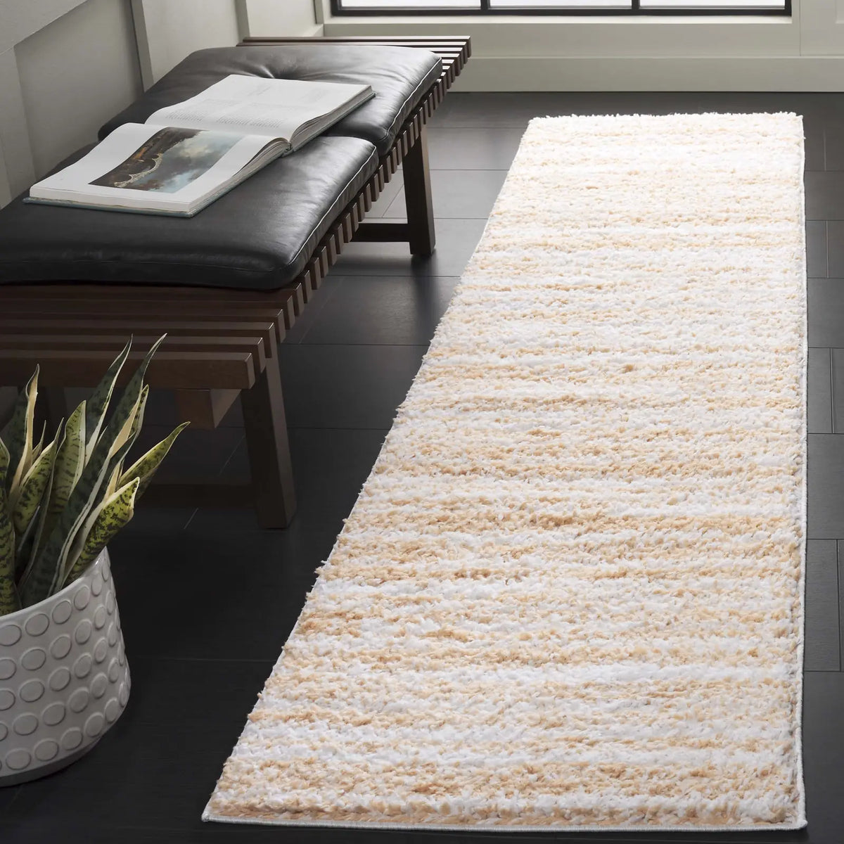 Safavieh Rumi Shag 2'-2" x 8'-0" Rug in Gold / Ivory