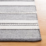 Safavieh Kilim 4'-0" x 6'-0" Rug in Ivory / Dark Grey