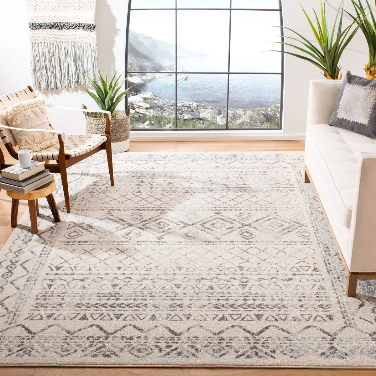 Safavieh Tulum 10'-0" x 13'-0" Rug in Ivory / Grey
