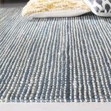 Safavieh Marbella 4'-0" x 6'-0" Rug in Blue / Ivory