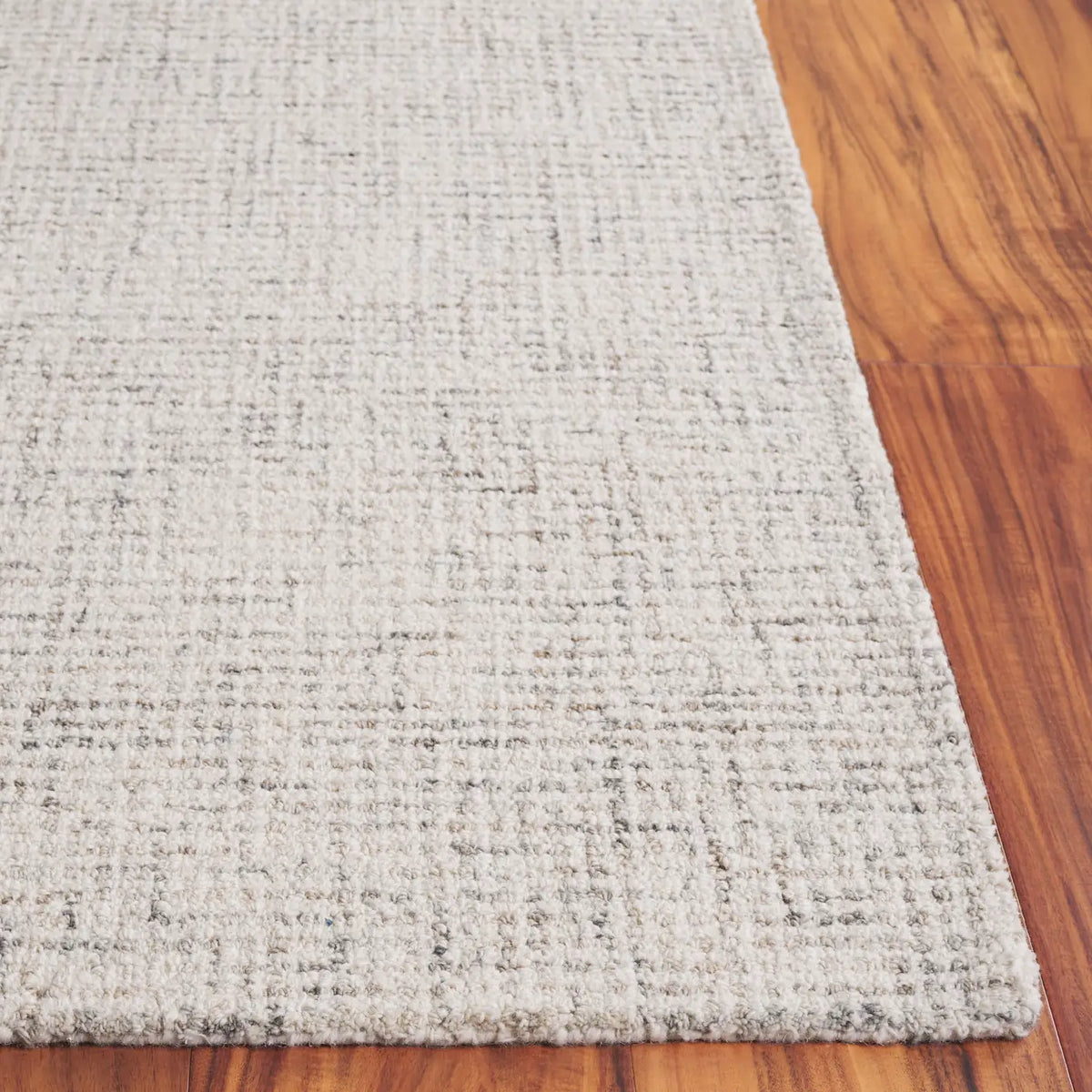 Safavieh Martha Stewart 4'-0" x 6'-0" Rug in Light Grey / Ivory