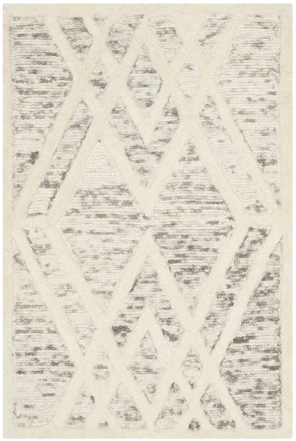 Safavieh Cambridge 2'-0" x 3'-0" Rug in Light Brown / Ivory