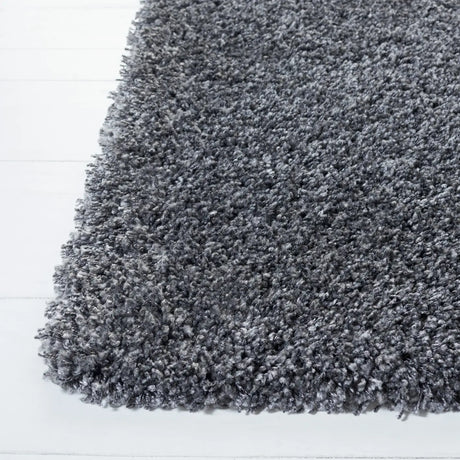 Safavieh Santa Monica Shag 5'-3" x 7'-6" Rug in Dark Grey