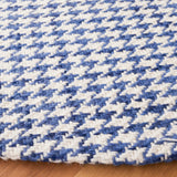 Safavieh Marbella 6'-0" x 6'-0" Rug in Navy / Ivory