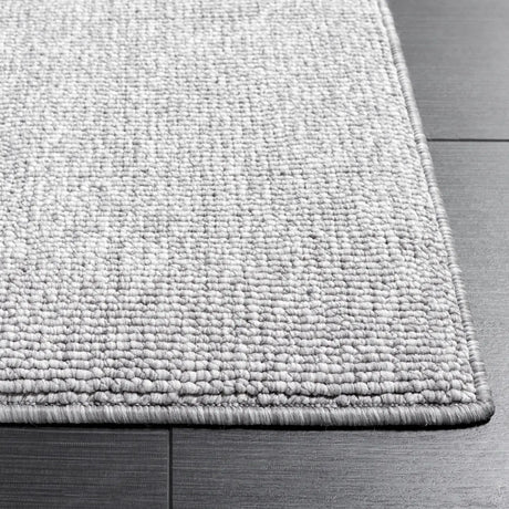 Safavieh River 4'-0" x 6'-0" Rug in Grey