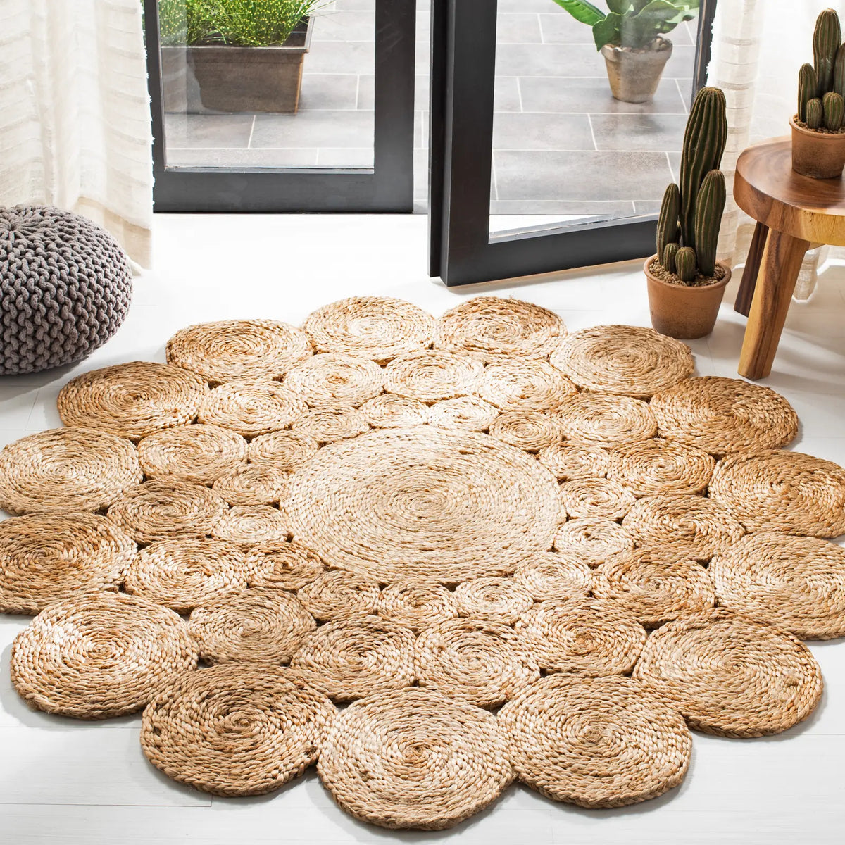 Safavieh Natural Fiber 3'-0" x 3'-0" Rug in Natural