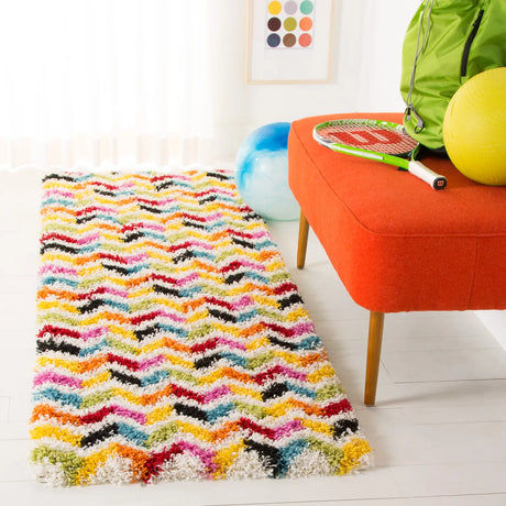 Safavieh Sgk-Shag Kids 2'-3" x 7'-0" Rug in Ivory / Multi