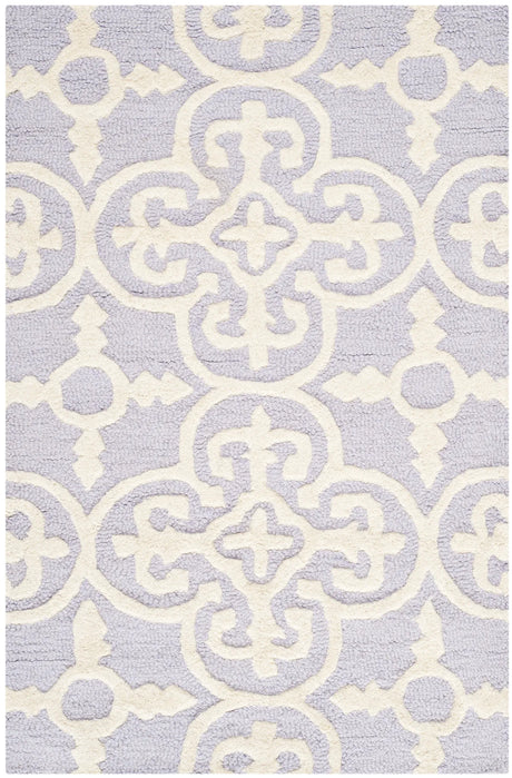 Safavieh Cambridge 2'-0" x 3'-0" Rug in Lavander / Ivory