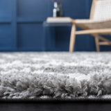 Safavieh Berber Shag 4'-0" x 6'-0" Rug in Grey / Ivory