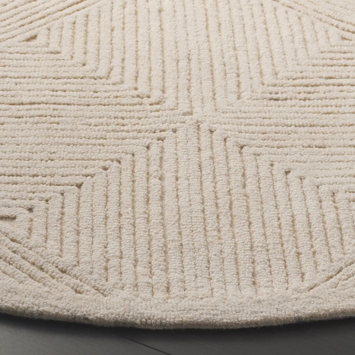 Safavieh Textural 6'-0" x 6'-0" Rug in Ivory