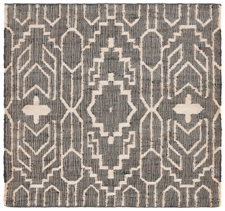 Safavieh Natural Fiber 6'-0" x 6'-0" Rug in Black / Ivory
