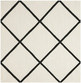 Safavieh Chatham 7'-0" x 7'-0" Rug in Ivory / Black