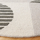 Safavieh Chatham 6'-0" x 6'-0" Rug in Grey / Dark Grey