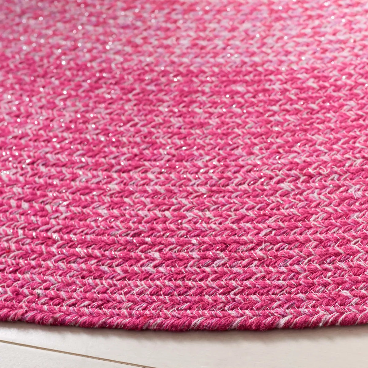 Safavieh Cape Cod 5'-0" x 5'-0" Rug in Red / Pink