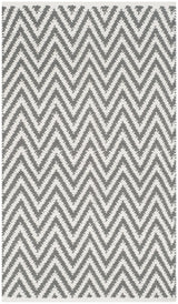 Safavieh Montauk 2'-6" x 4'-0" Rug in Grey / Ivory