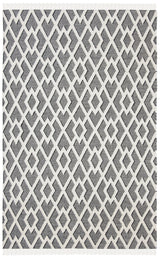 Safavieh Kilim 4'-0" x 6'-0" Rug in Black / Cream