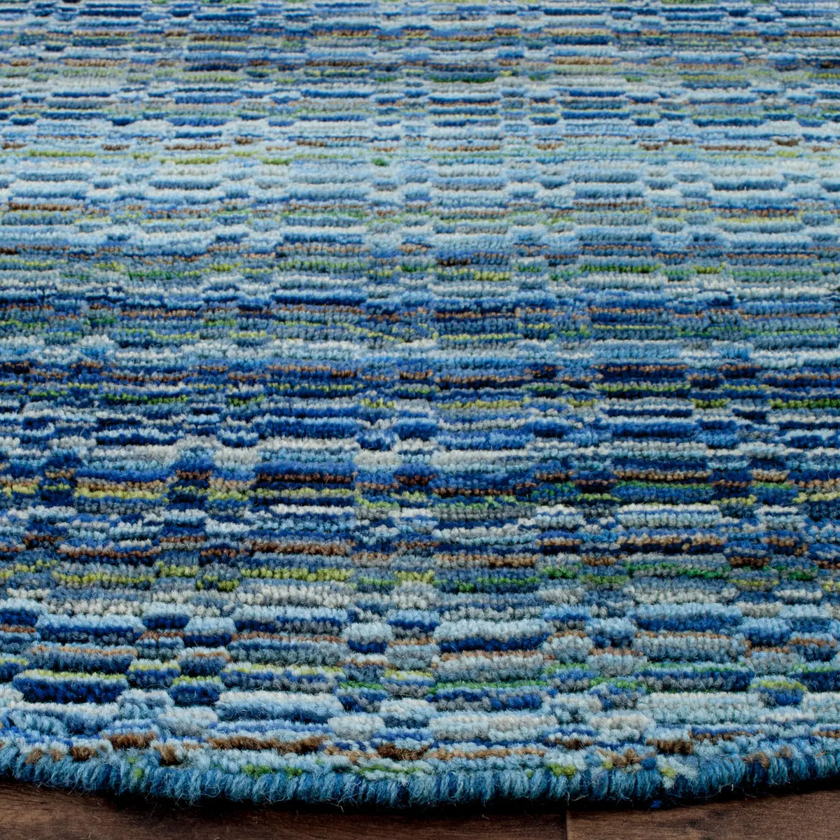 Safavieh Himalaya 6'-0" x 6'-0" Rug in Blue / Multi
