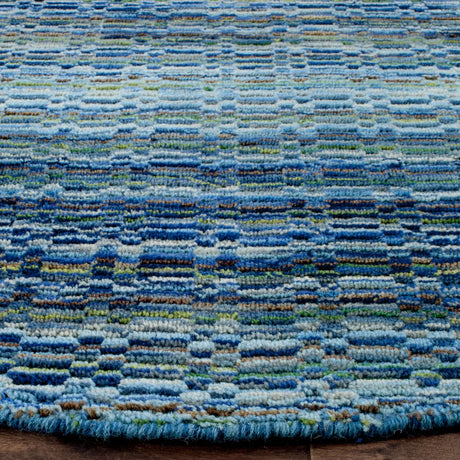 Safavieh Himalaya 6'-0" x 6'-0" Rug in Blue / Multi