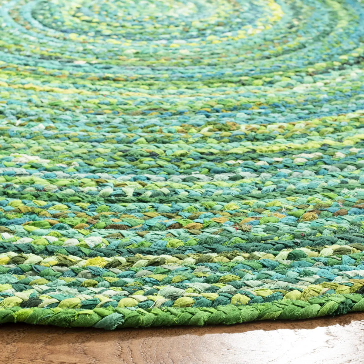 Safavieh Braided 5'-0" x 5'-0" Rug in Green