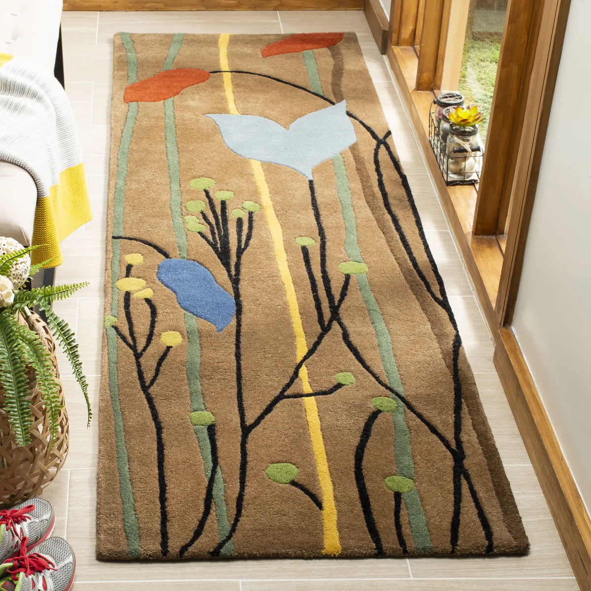 Safavieh Soho 2'-6" x 8'-0" Rug in Brown / Multi