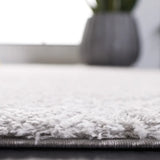 Safavieh Tahoe Shag 4'-0" x 6'-0" Rug in Light Grey