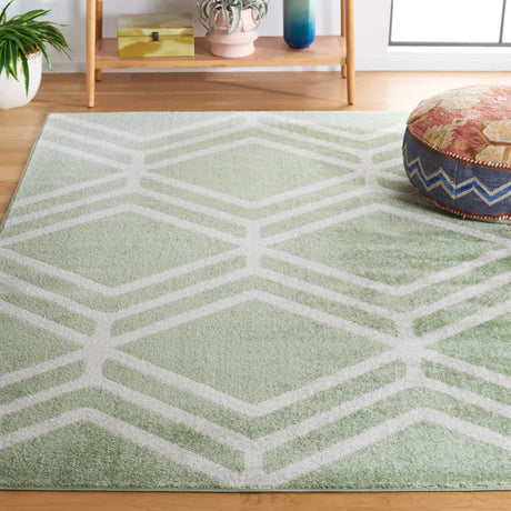 Safavieh Adirondack 4'-0" x 6'-0" Rug in Sage / Ivory