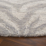 Safavieh Ebony 6'-0" x 6'-0" Rug in Grey / Ivory