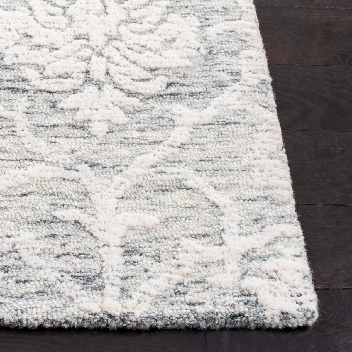 Safavieh Metro 4'-0" x 6'-0" Rug in Dark Grey / Ivory