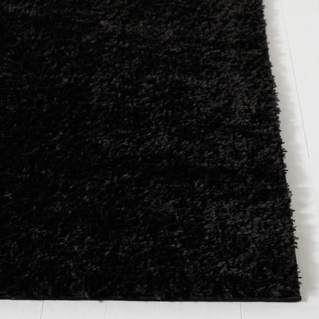 Safavieh Tahoe Shag 4'-0" x 6'-0" Rug in Black