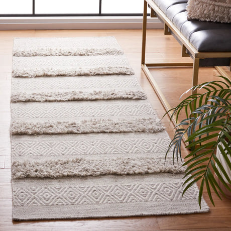 Safavieh Vermont 2'-3" x 8'-0" Rug in Beige / Grey