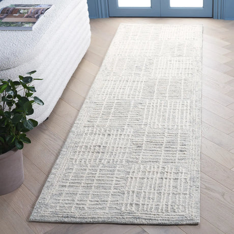 Safavieh Abstract 2'-3" x 7'-0" Rug in Grey / Ivory